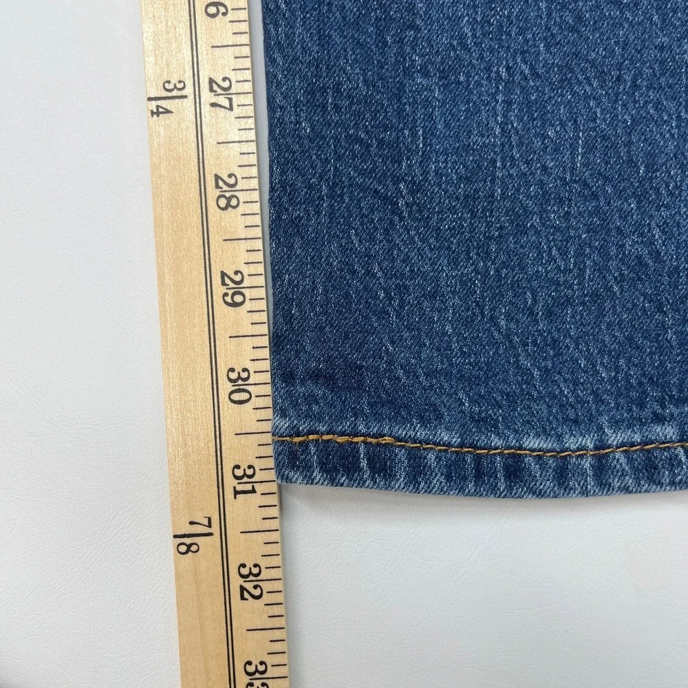 Levi's 505 Regular Fit Jeans Mens 40x32 Medium Wash Blue Straight Leg Denim